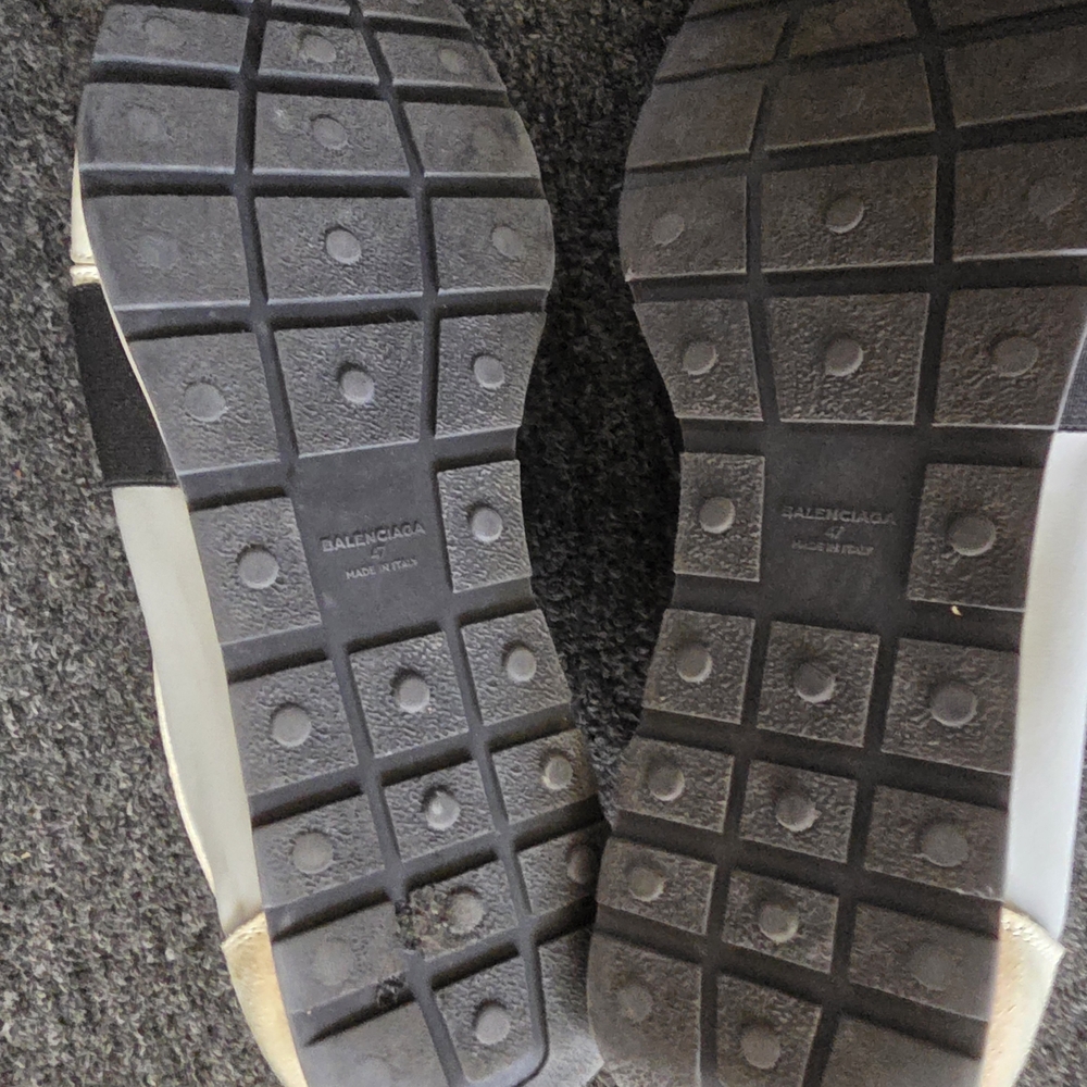 Men's Black and White Sneakers - Picture 6 of 11